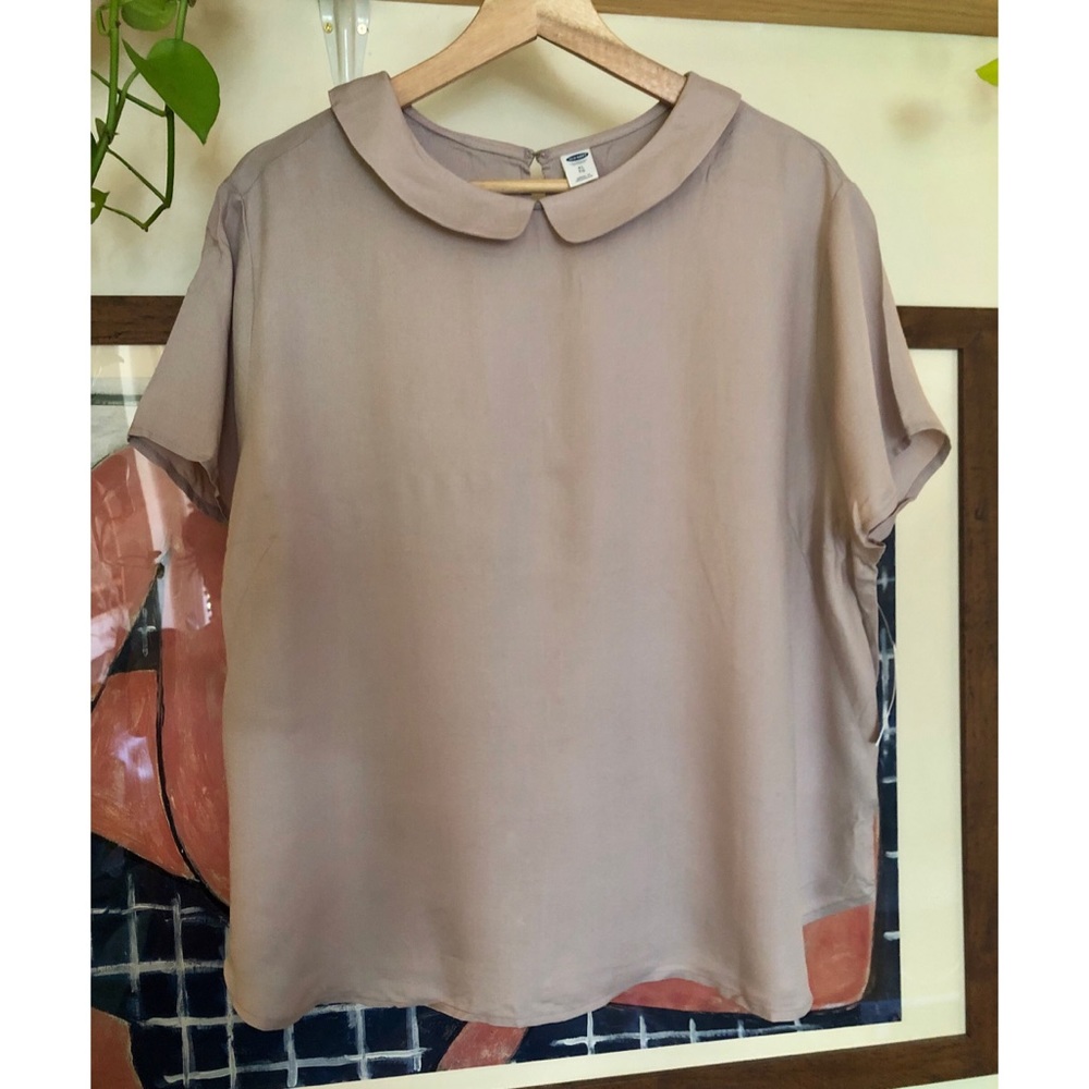 Old Navy Peter Pan collar shirt sleeve blouse NWT